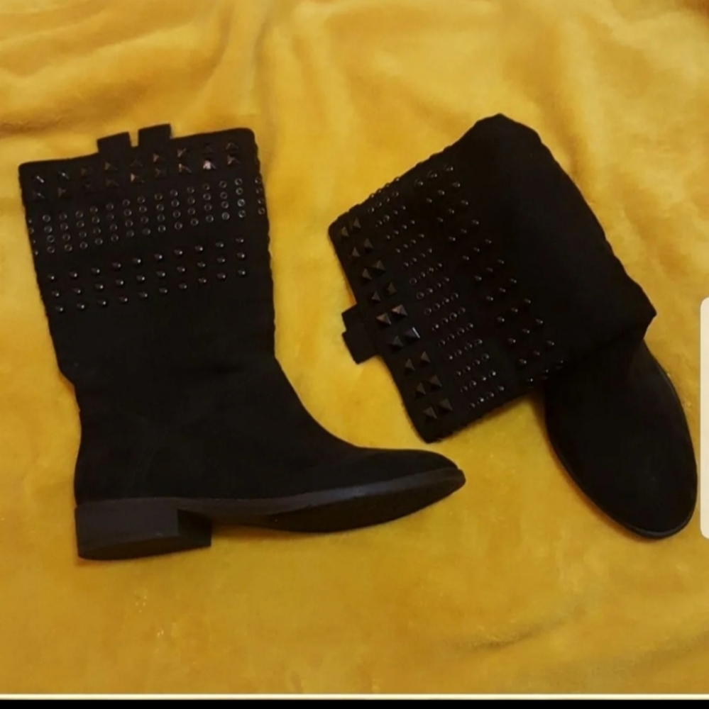 SALE‼️ Kathy Van Zeeland studdeboots 5.5